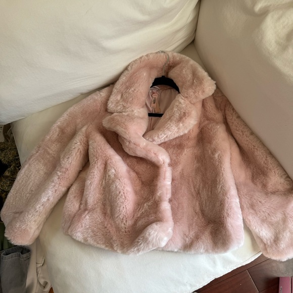 Victoria’s Secret faux fur coat - Picture 2 of 8